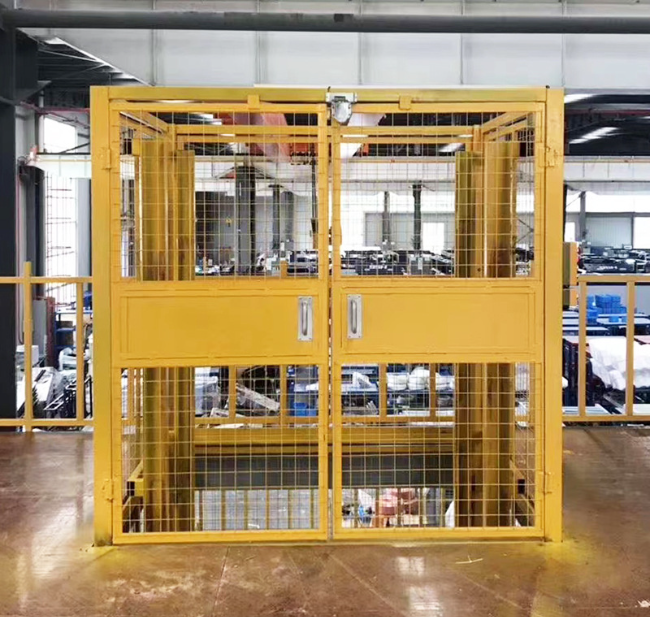 曲靖智能导轨式升降机亮相